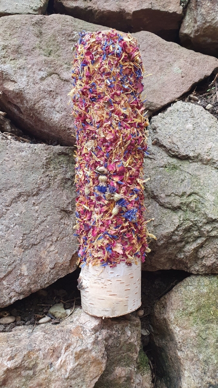 Birken KNUUST 1.0, Knabberholz mit duftender Blütenmischung